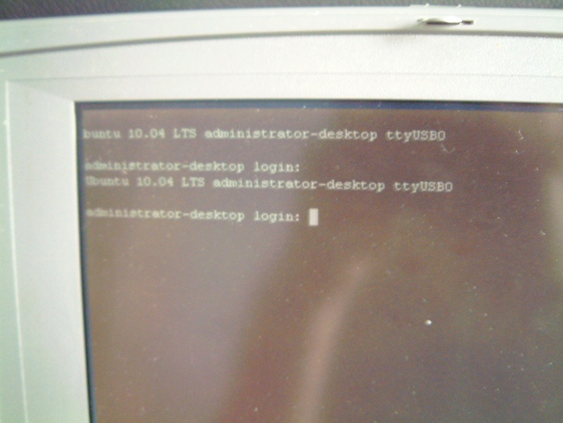 Plik:Loginviaserial.jpg